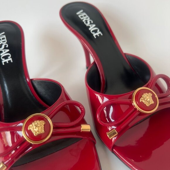 Versace Opera Bow Slides Women Red Leather Heels Medusa Sandals Size 38.5 US8.5 - Picture 10 of 12